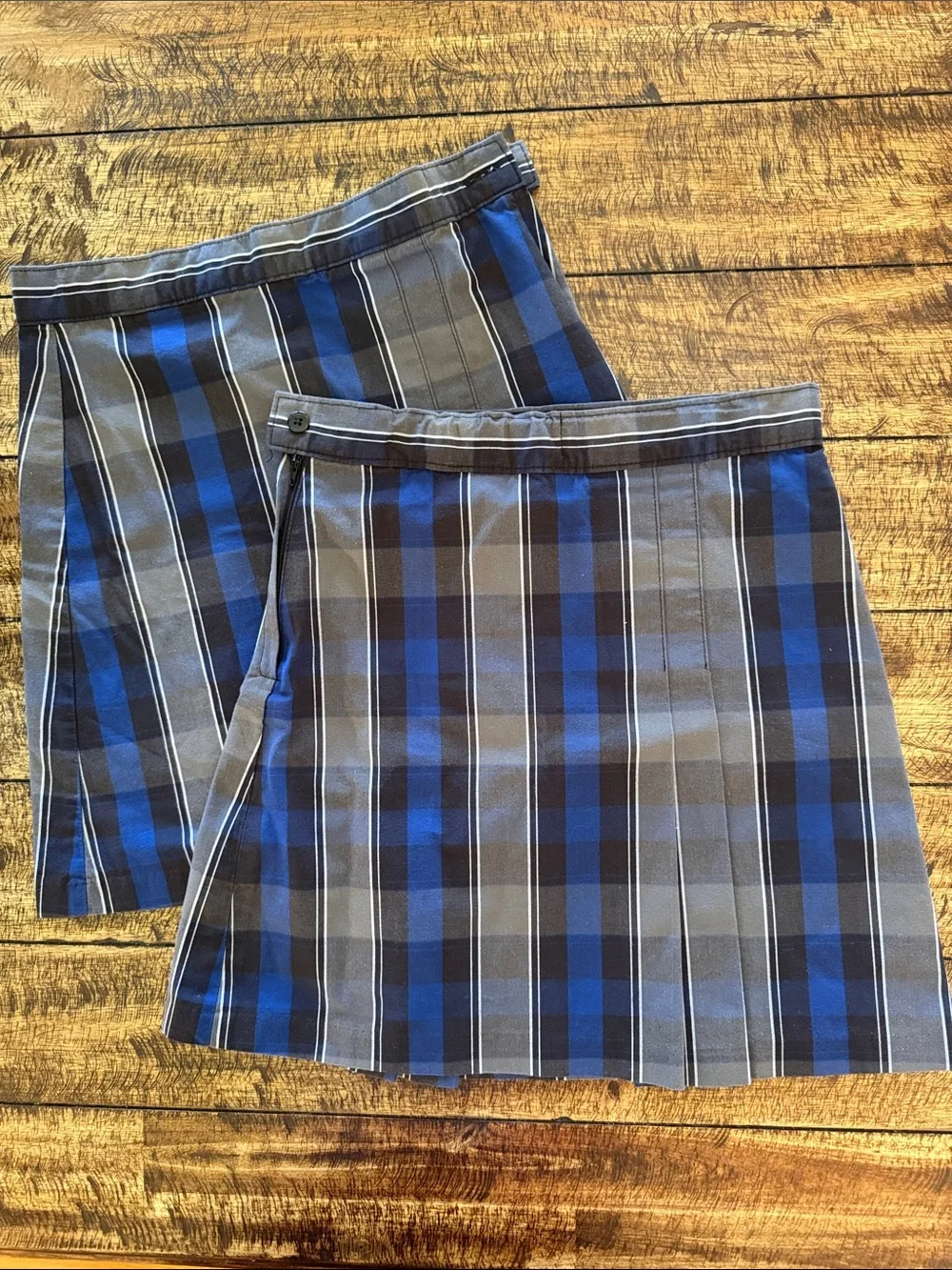 Pleated Plaid School Skirt in Blue and Gray Private School Size 12